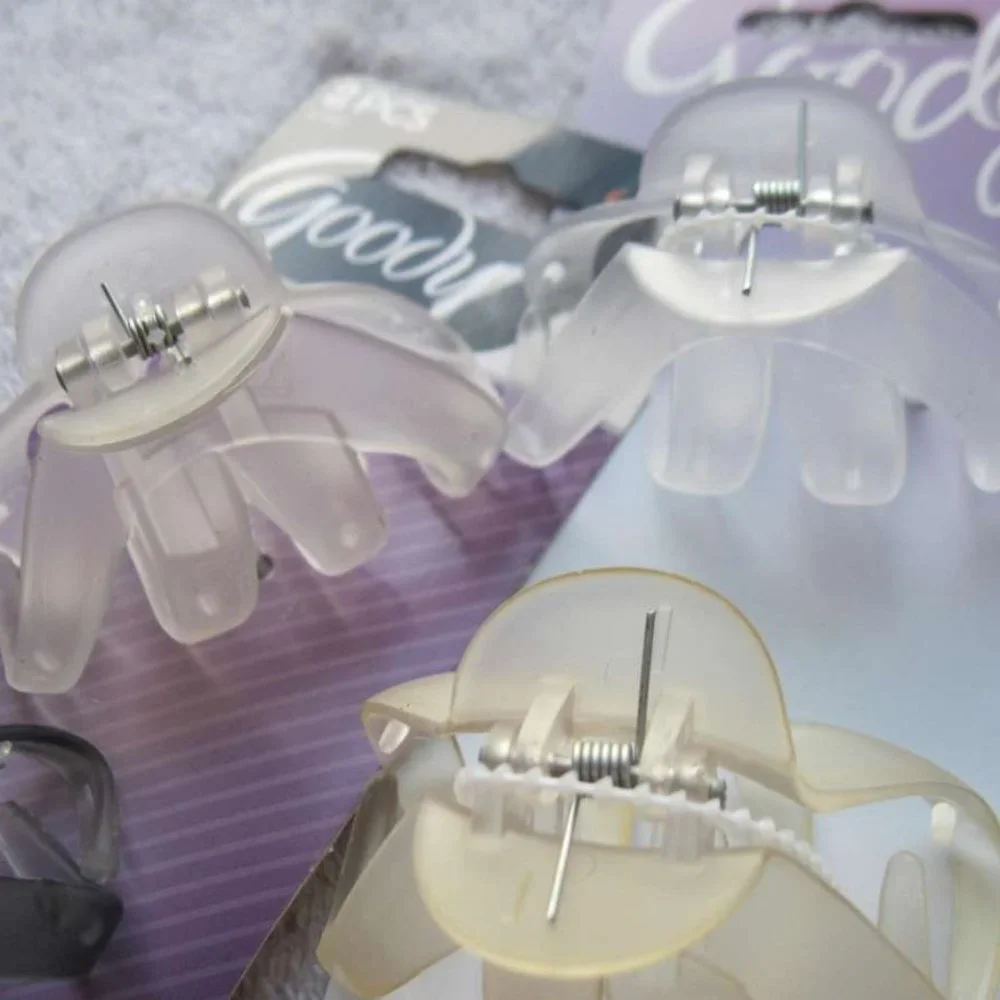 2 Goody Medium Matte Frosted Spider Octopus Plastic Jaw Claw Clips 2 1/4